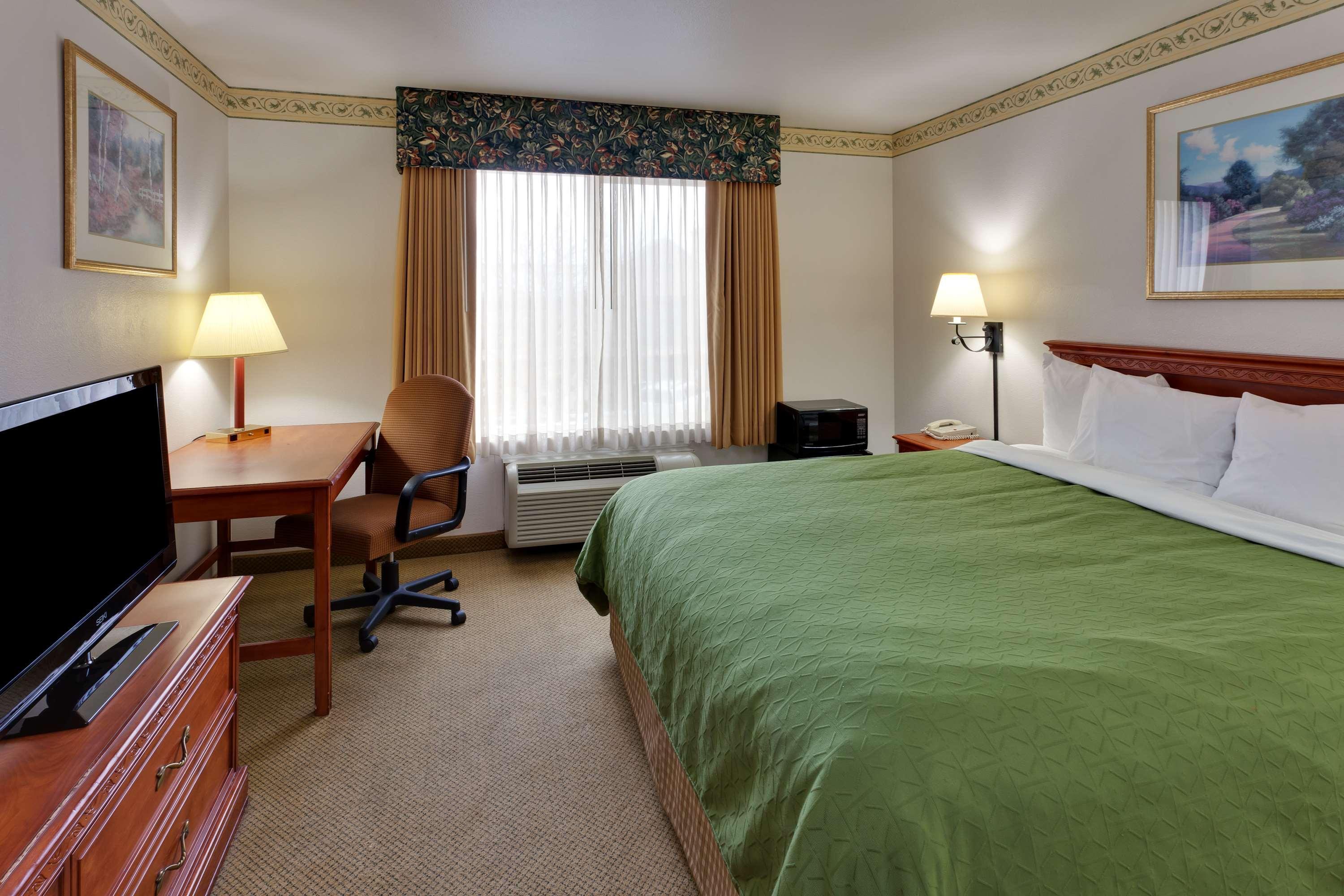 Hotel Country & By Radisson, North, Ca
